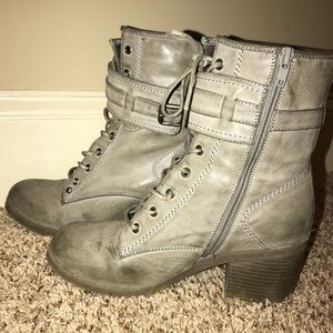 combat lace up bootie wedges❤️ great condition!